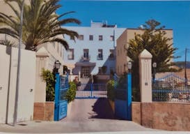 Residencia Vicente Cabrera