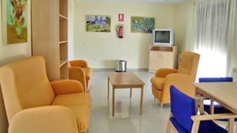 Residencia Miguel De Molinos en miResi