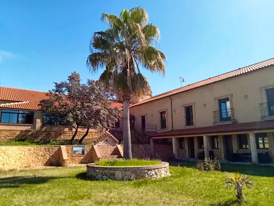 Residencia Mimara Los Mimbrales