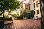 Residencia Los Leones en miResi