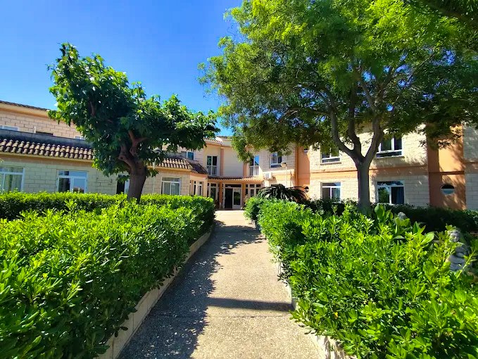 Residencia De Tercera Edad Jaime II #1
